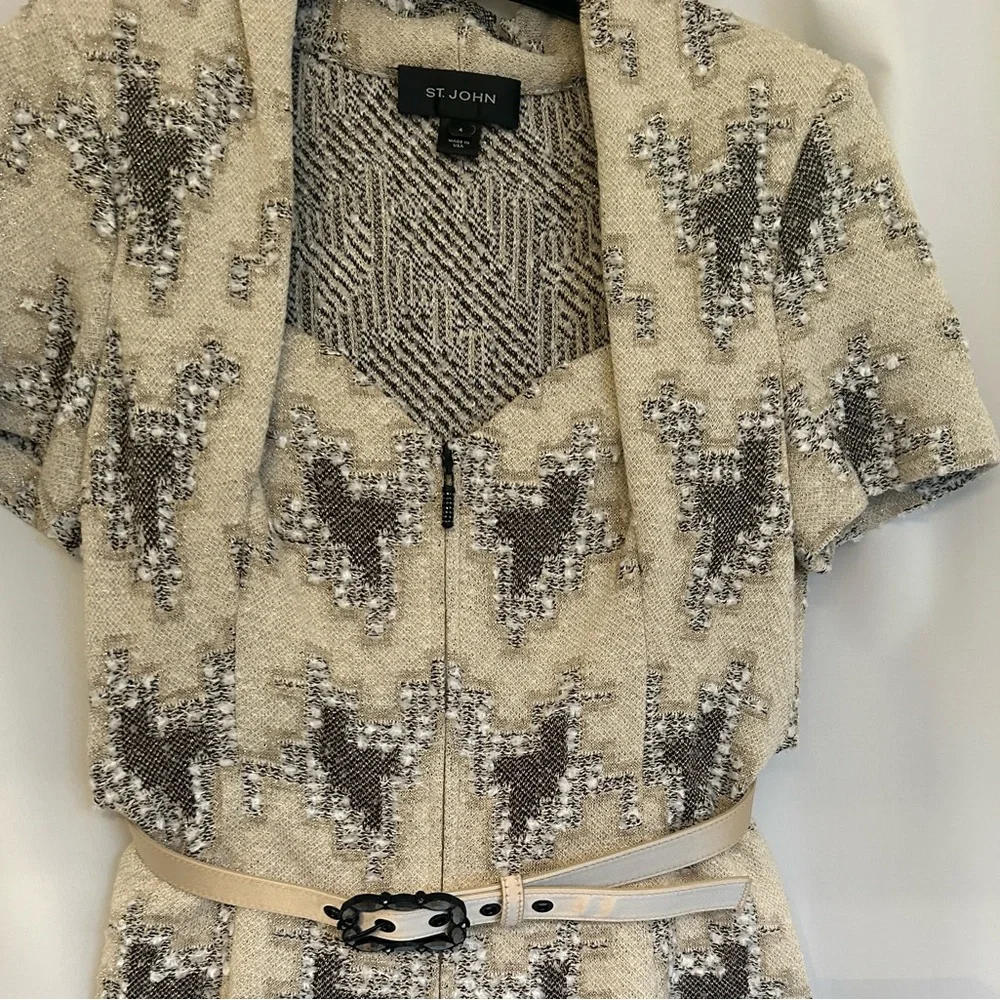 ST. JOHN “ STUNNING “ TWO PIECE EVENING WEAR 4  Worn twice Excellent Condition - Picture 4 of 13